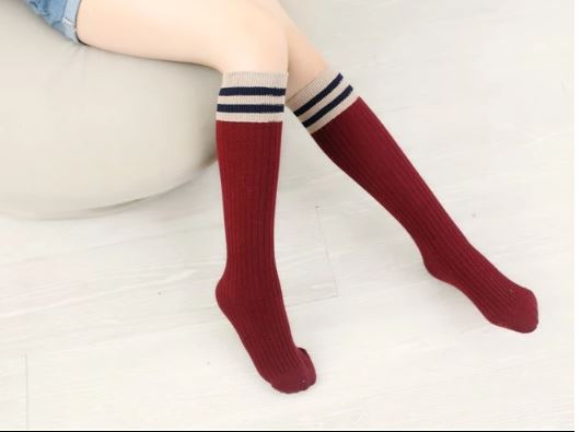 ถุงเท้ายาว ถุงเท้าเด็ก แบบแถบขอบ