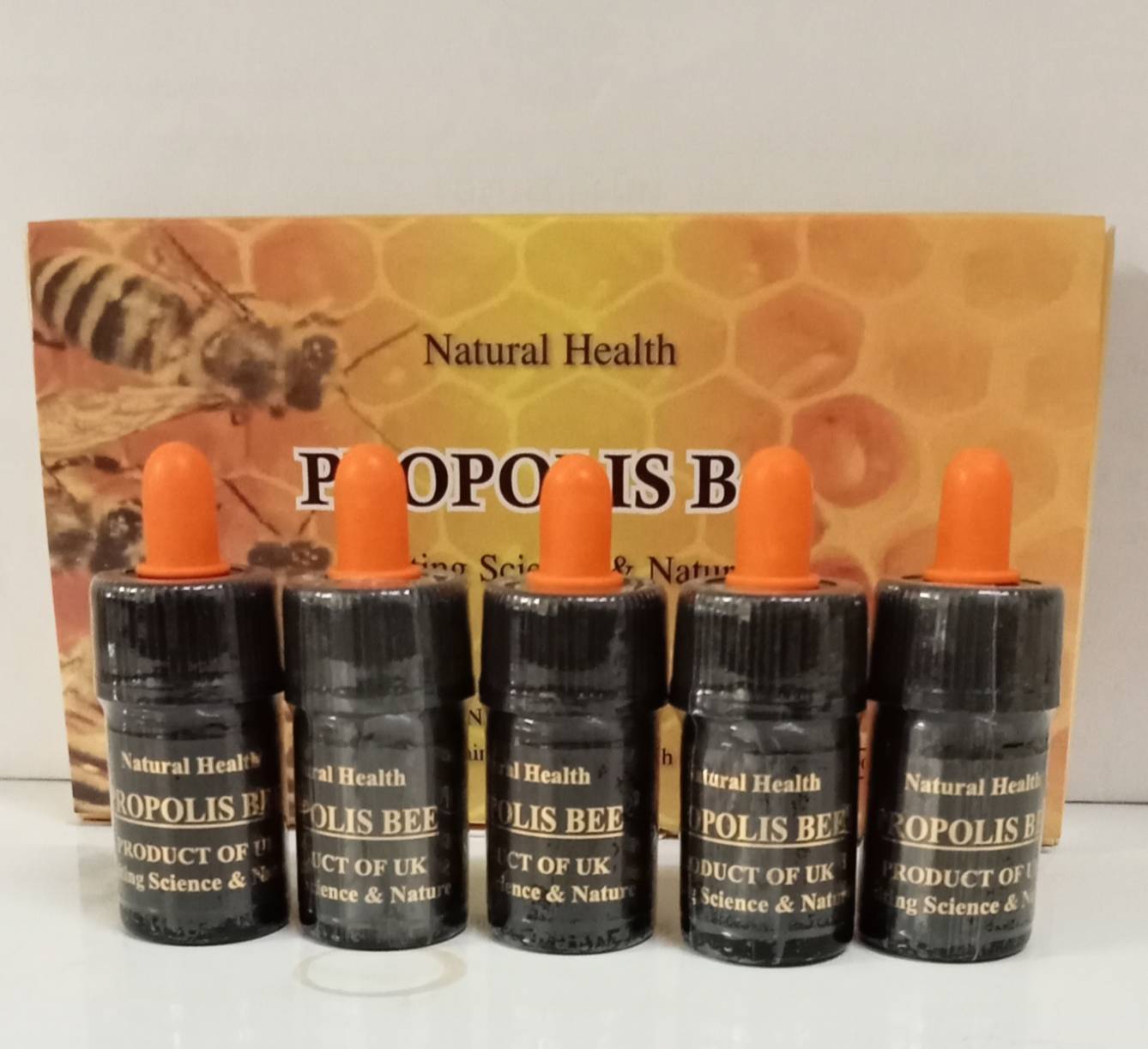 Propolis Bee น้ำลายผึ้ง