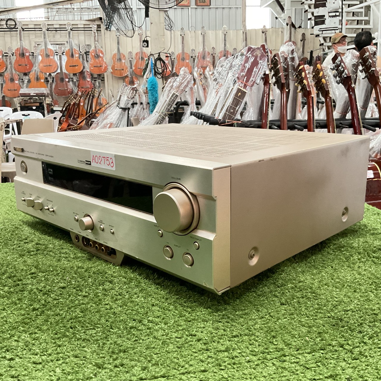 เครื่องขยายเสียง YAMAHA : DSP-AX620