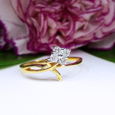 สั่งผลิตเพชรเบลเยี่ยมคัท แหวนแต่งงาน แหวนหมั้น ใส่เที่ยว ออกงาน แหวนทองคำ 18K เพชรแท้ 0.41 กะรัต 2.00 กรัม น้ำ 99 ราคาถูกมาก มีใบรับประกันค่ะ