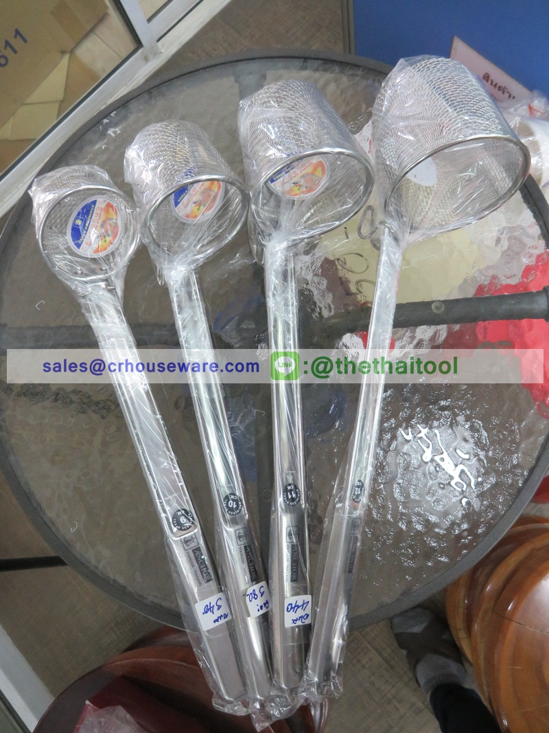 ตะกร้อลวกก๋วยเตี๋ยวสแตนเลส 9 นิ้ว ด้ามสแตนเลส 008-A-9