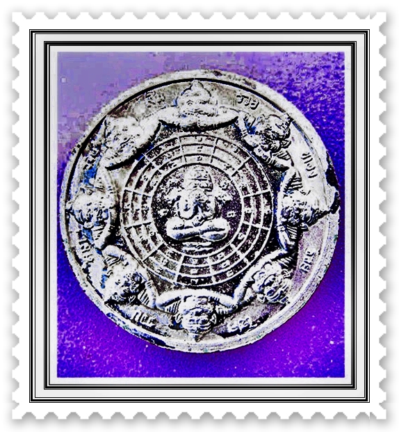 เหรียญเงินลงยาราชาวดี8สีรุ่นอุดมโภคทรัพย์รวยเงินรวยทองรวยโชค รวยลาภ