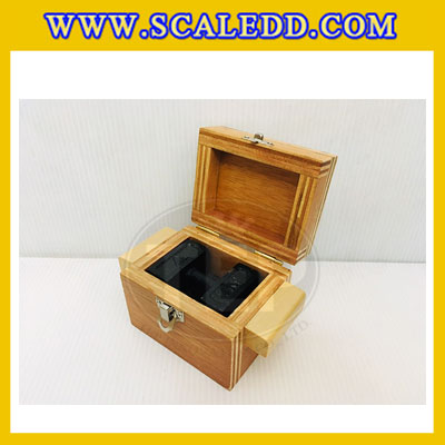 กล่องไม้อัดไม่บุกำมะหยี่ สำหรับใส่ตุ้มน้ำหนักเหล็กหล่อพิกัด1kg กล่องใส่ตุ้มน้ำหนักเหล็กหล่อ กล่องเก็บตุ้มน้ำหนัก กล่องไม้สำหรับตุ้มเหล็กหล่อ