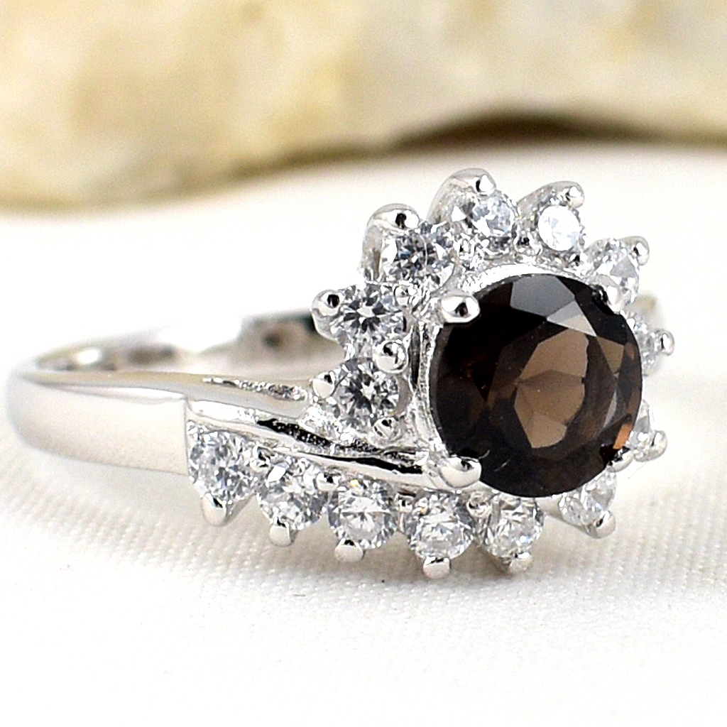 แหวนเงินแท้ราคาถูกชุบทองคำขาว พลอยแท้สโมกกี้ควอทซ์ 0.77 กะรัต เพชรCZ 0.42 กะรัต งานประณีตสวยงาม สั่งผลิตค่ะ