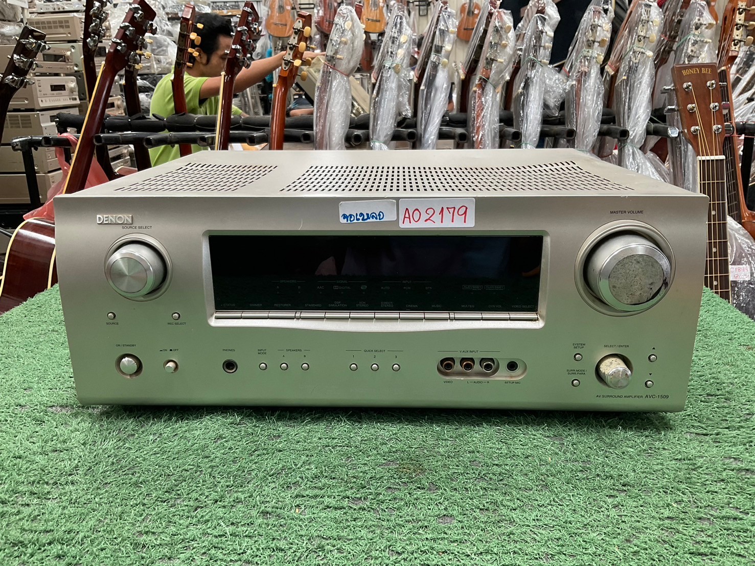 เครื่องขยายเสียง DENON : AVC-1509
