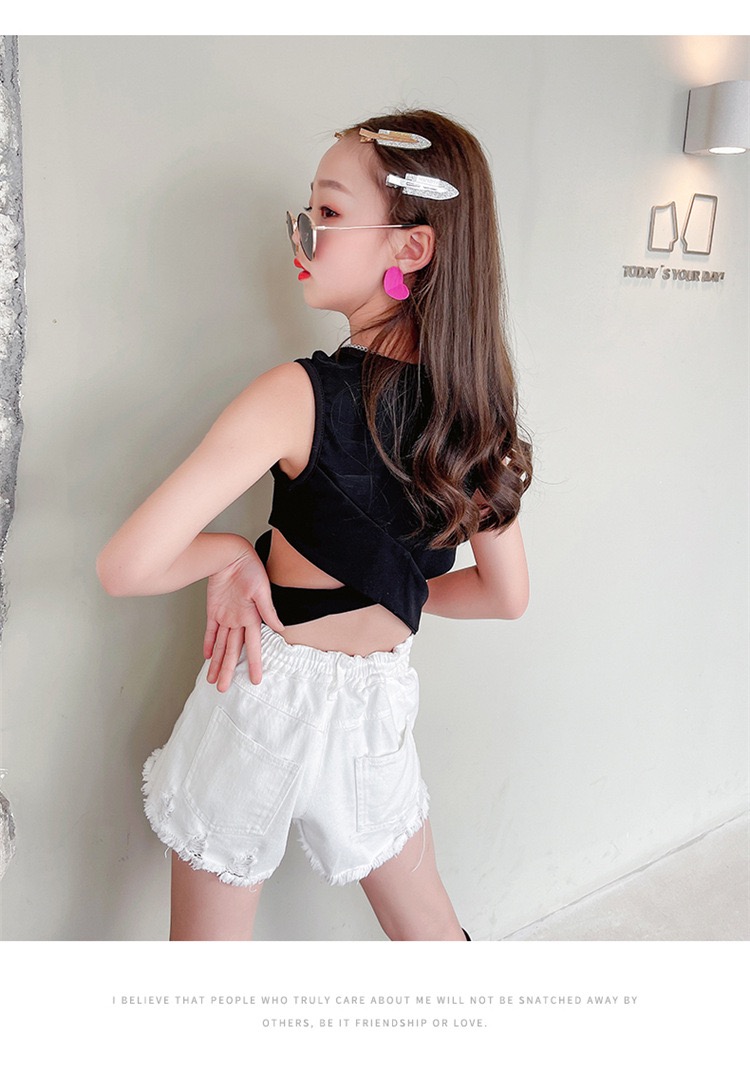 ชุดเต้น ชุดแดนซ์ : เสื้อครอป HIPHOP แขนกุดไขว้+กางเกงขาสั้น