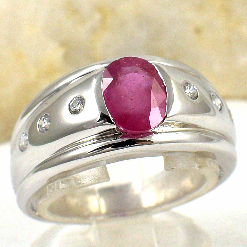 แหวนเงินแท้ราคาถูกชุบทองคำขาว พลอยแท้ทับทิม 1.68 กะรัต เพชรCZ 0.15 กะรัต งานประณีตสวยงาม สั่งผลิตค่ะ