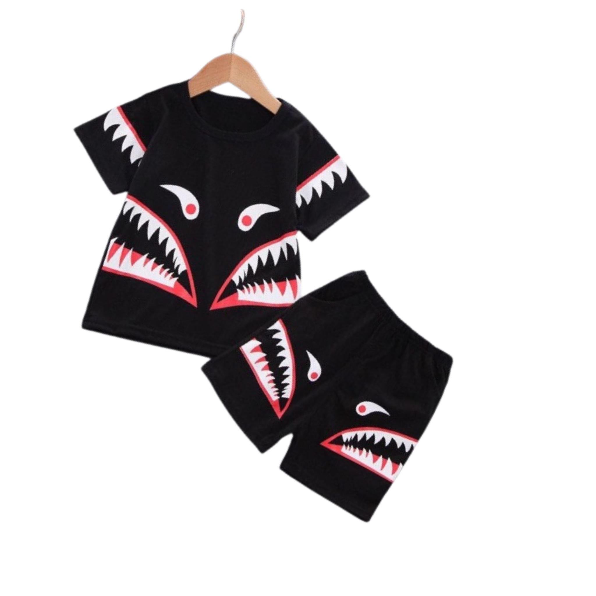 สินค้าพร้อมส่ง ชุดเซ็ตเสื้อแขนยาวสีดำ+กางเกงลายพราง