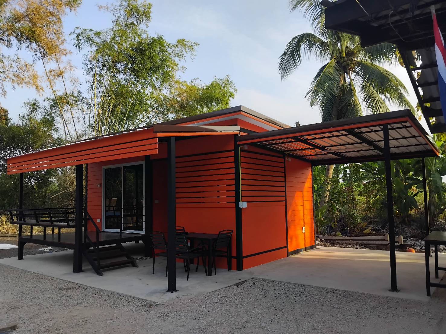 1นอน1ระเบียง1ห้องครัวเปิด1ห้องน้ำ1ที่จอดรถฟรีติดตั้ง