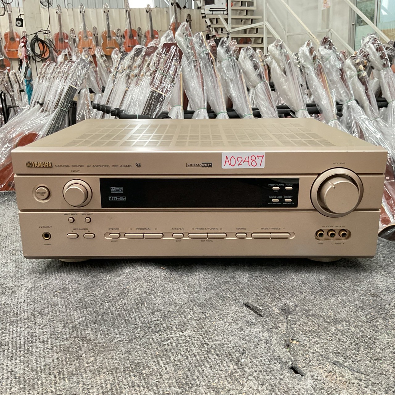 เครื่องขยายเสียง YAMAHA : DSP-AX440