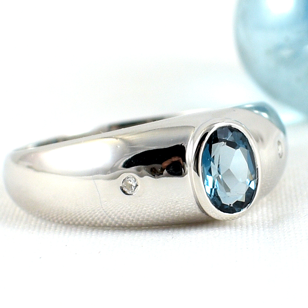 แหวนเงินแท้ราคาถูกชุบทองคำขาว ลอนดอนบลูโทปาซแท้ 0.54 กะรัต เพชรCZ 0.02 กะรัต งานประณีตสวยงาม สั่งผลิตค่ะ