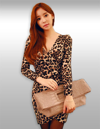 ชุดเดรสแฟชั่นสั้นรัดรูปลายเสือแบบสวยเซ็กซี่ รหัส 1044