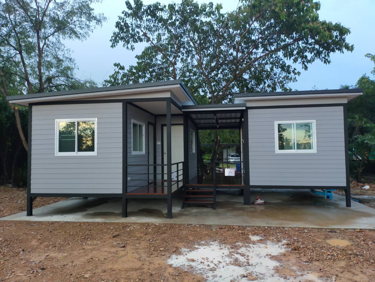 2นอน1นั่งเล่น2ห้องน้ำ บ้านน็อคดาวน์ ป.เจริญ