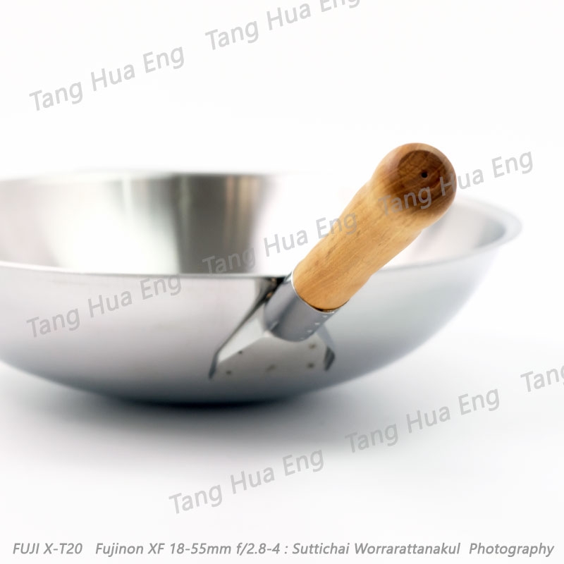 กระทะจีน Vitalux 3 ชั้น 38 ซม. ด้ามไม้สัก ตราหัวม้าลาย