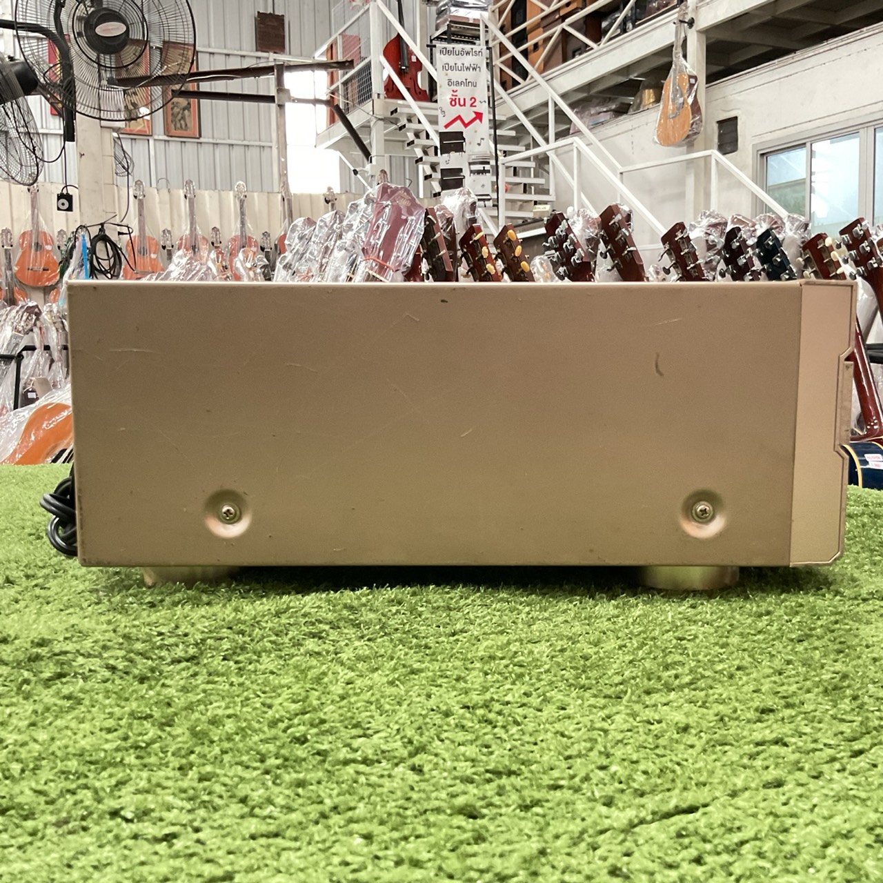 เครื่องขยายเสียง YAMAHA : DSP-AX530