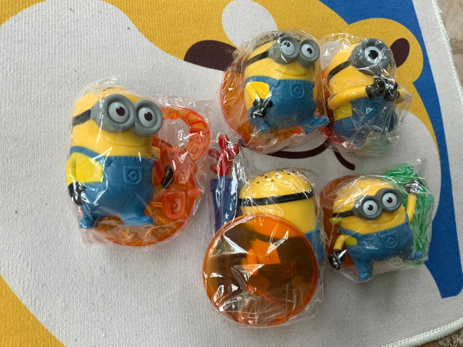 ตุ๊กตาโมเดลมินเนี่ยน เซ็ต 5 ตัว