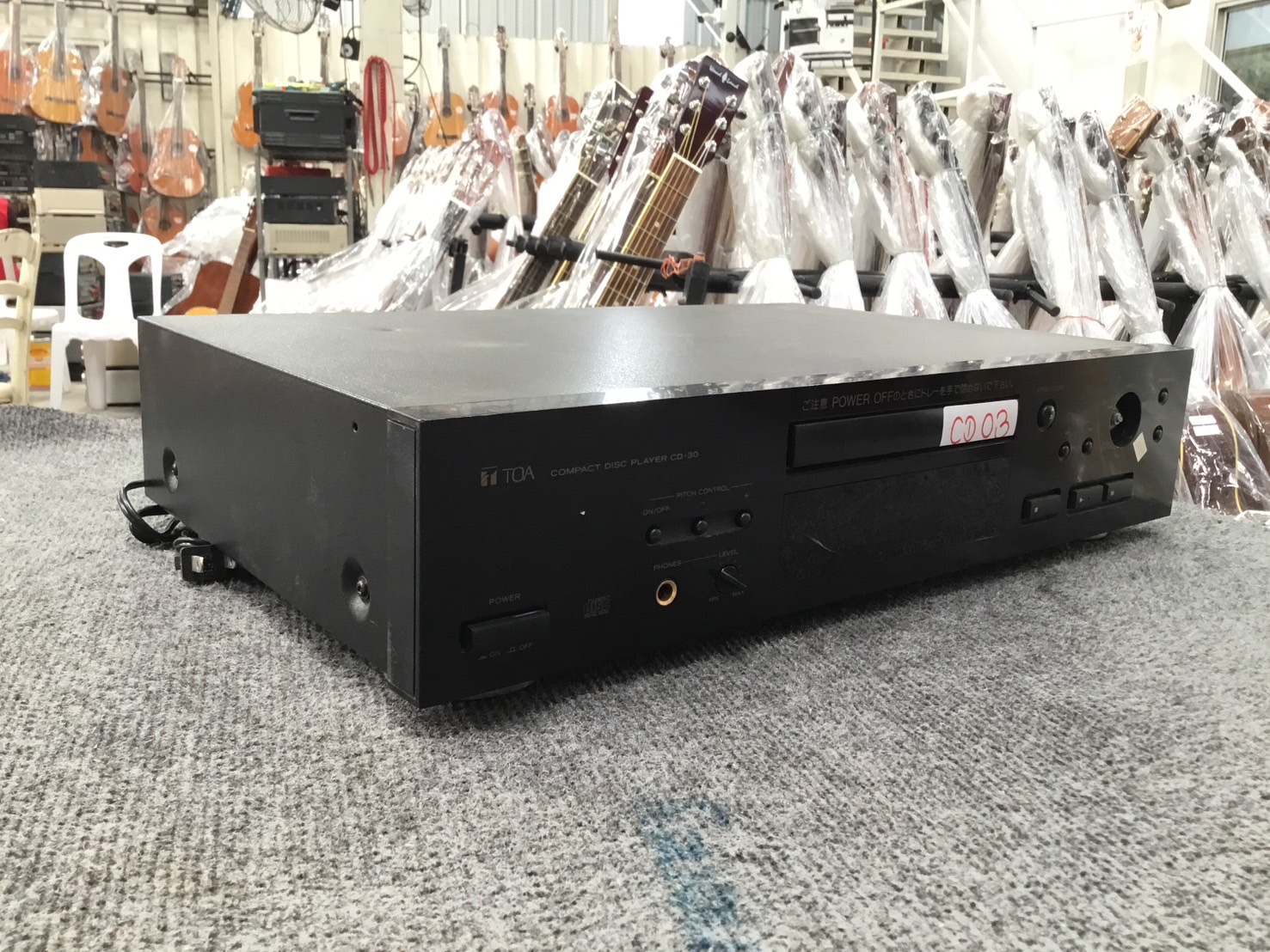 เครื่องเล่น CD - TOA : CD-30