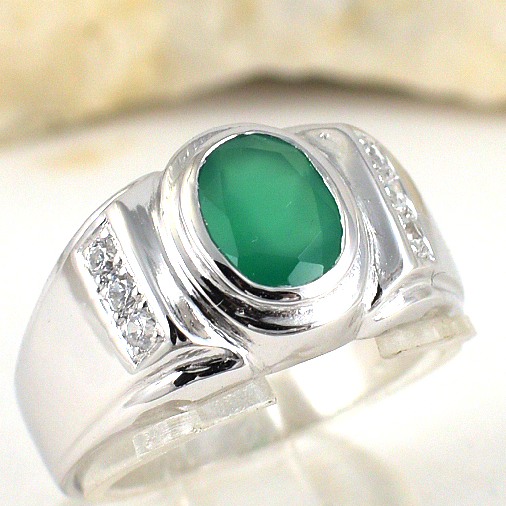 แหวนเงินแท้ราคาถูกชุบทองคำขาว พลอยแท้กรีนอะเกท 1.60 กะรัต เพชรCZ 0.15 กะรัต งานประณีตสวยงาม สั่งผลิตค่ะ