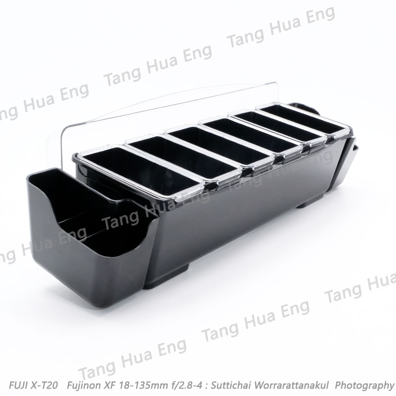 กล่องใส่เครื่องเคียง 6 ช่อง สีดำ ฝาโค้ง P-CH6-BLK