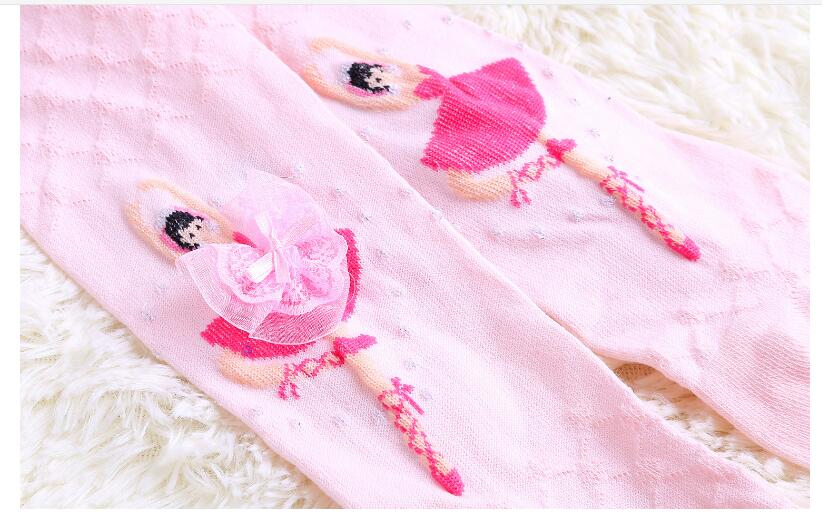 F - ถุงน่องเด็ก สีขาว ปักลายการตูน