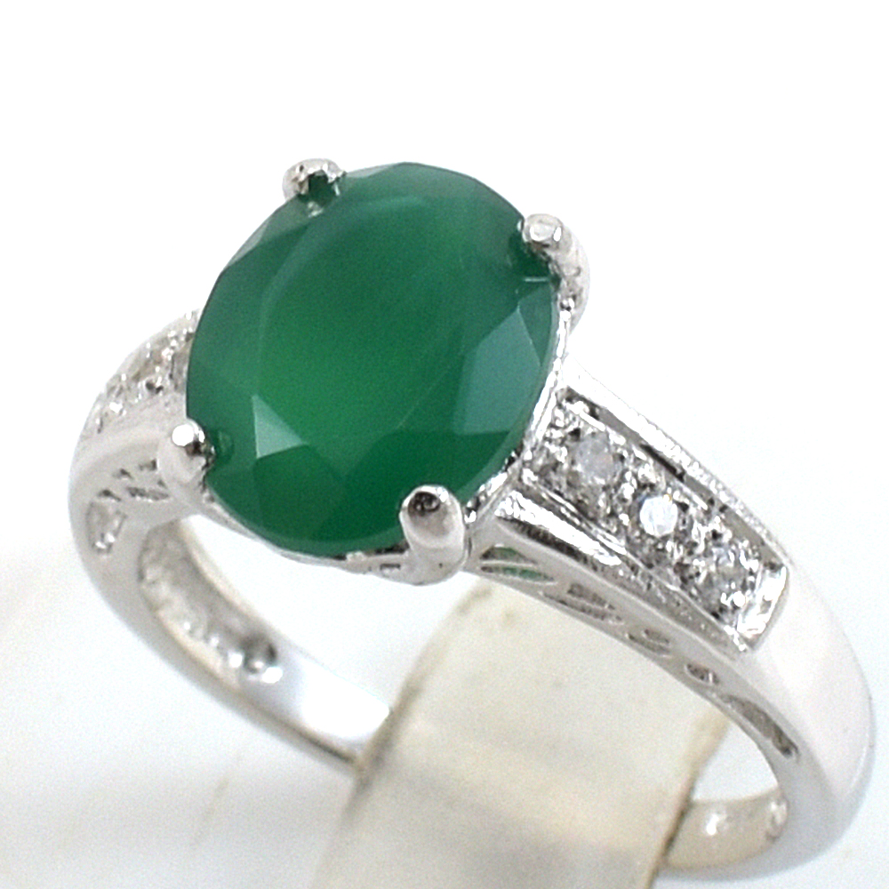 แหวนเงินแท้ราคาถูกชุบทองคำขาว พลอยแท้กรีนอะเกท 2.25 กะรัต เพชรCZ 0.15 กะรัต งานประณีตสวยงาม สั่งผลิตค่ะ