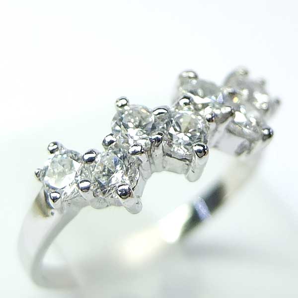 แหวนเงินแท้ราคาถูกชุบทองคำขาว เพชรCZแท้ 0.70 กะรัต งานประณีตสวยงาม สั่งผลิตค่ะ