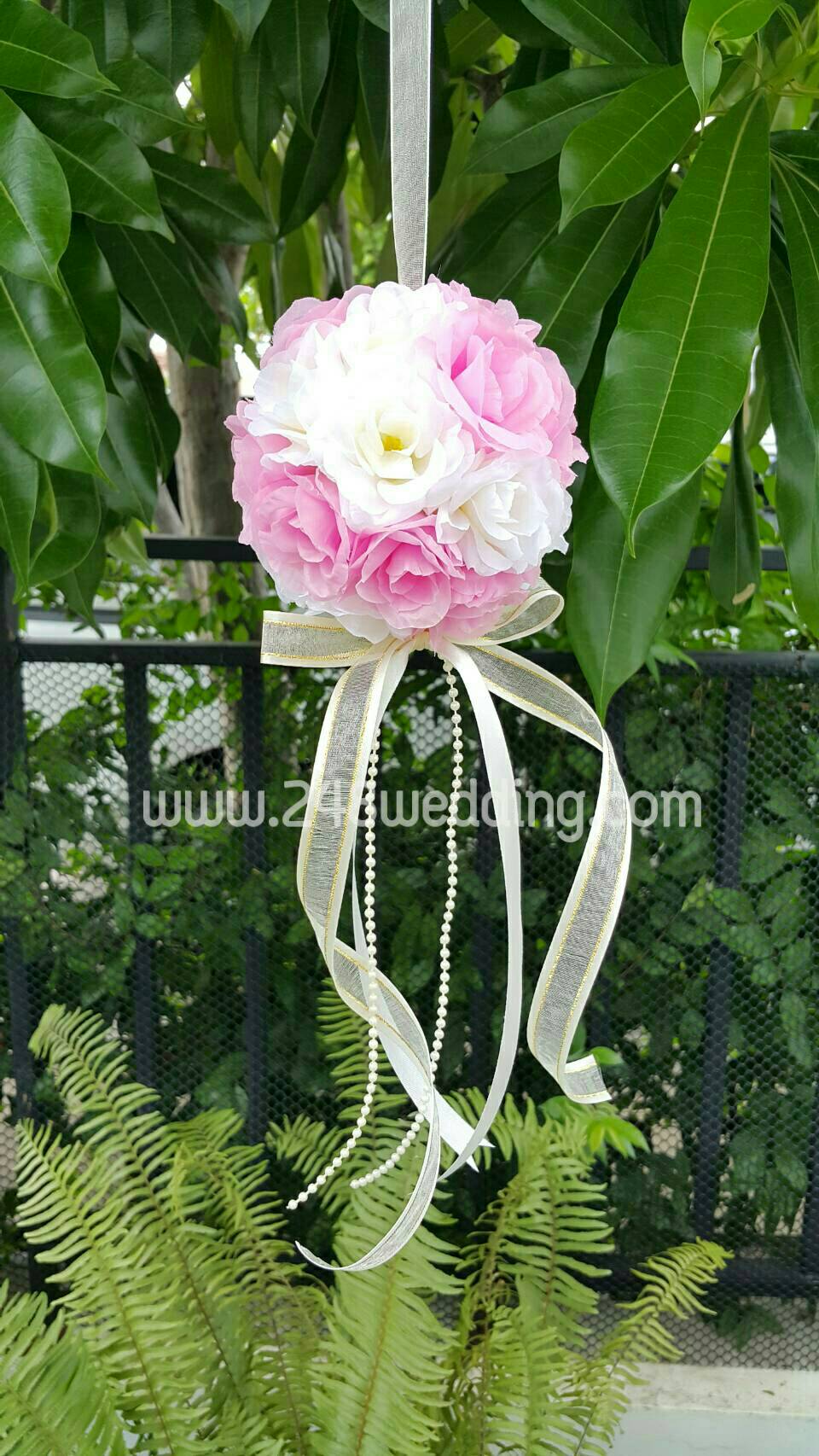 flowerball ทูโทน (ลูกบอลดอกไม้ ขาว-ชมพู)
