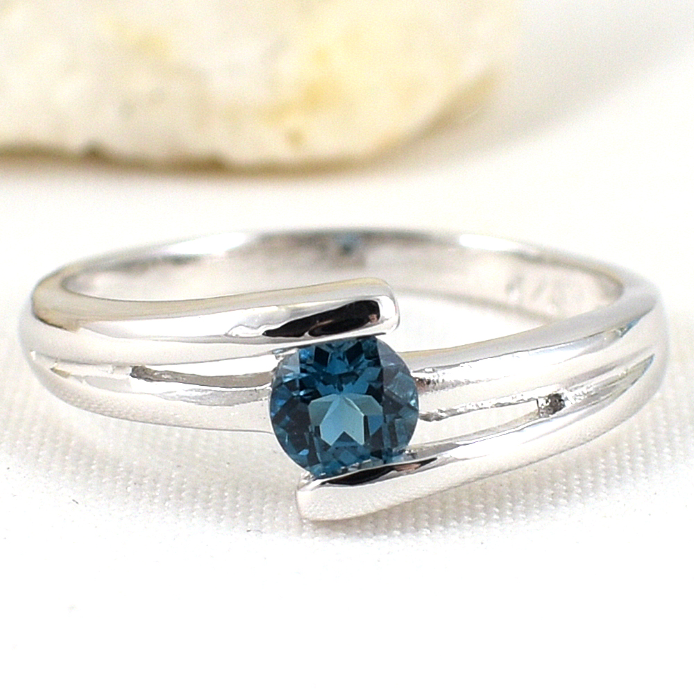 แหวนเงินแท้ราคาถูกชุบทองคำขาว ลอนดอนบลูโทปาซแท้ 0.35 กะรัต งานประณีตสวยงาม สั่งผลิตค่ะ