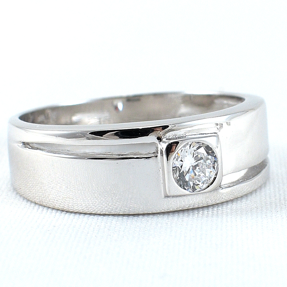 แหวนเงินแท้ราคาถูกชุบทองคำขาว เพชรCZแท้ 0.35 กะรัต งานประณีตสวยงาม สั่งผลิตค่ะ