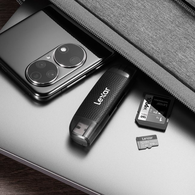 Card Reader Dual-Slot รองรับ SD และ Micro SD Card เชื่อมต่อได้ 2 หัว ทั้ง USB-A และ USB-C by Lexar