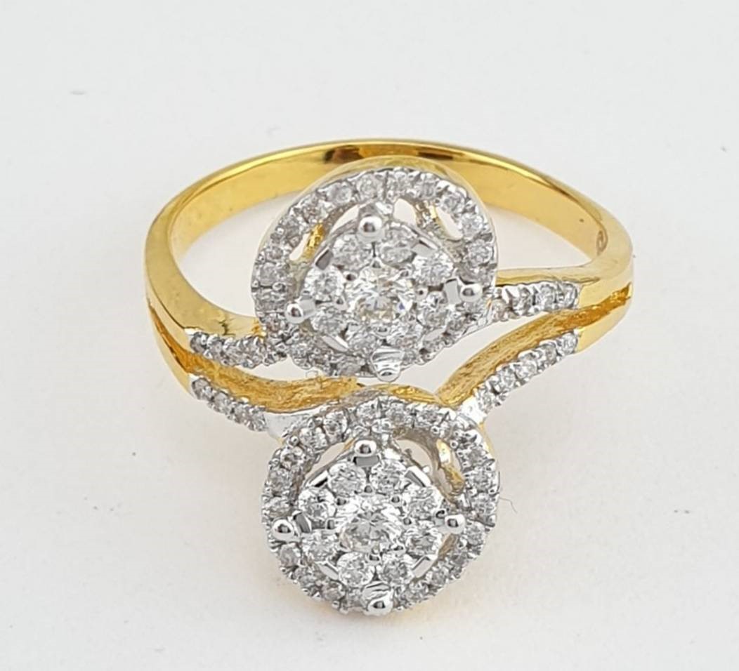 สั่งผลิตเพชรเบลเยี่ยมคัท แหวนแต่งงาน แหวนหมั้น ใส่เที่ยว ออกงาน แหวนทองคำ 18K เพชรแท้ 0.61 กะรัต 4.34 กรัม น้ำ 99 ราคาถูกมาก มีใบรับประกันค่ะ