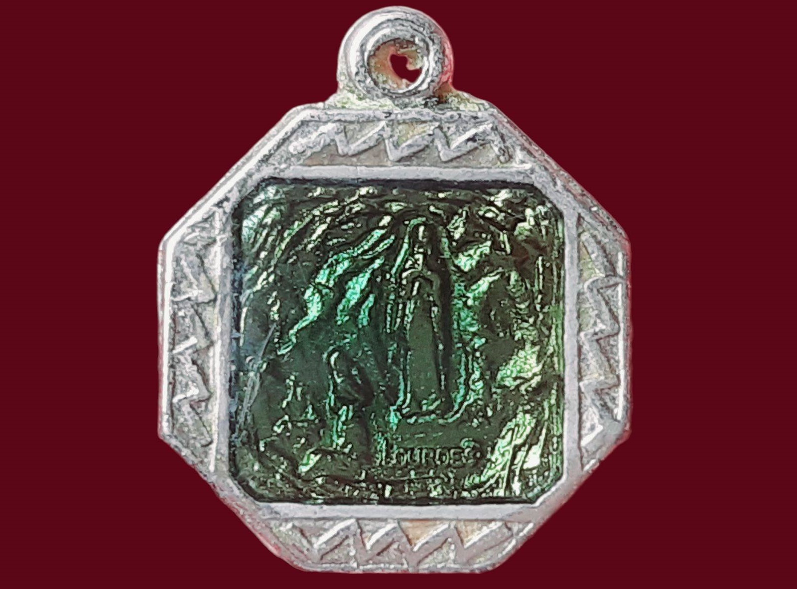 เหรียญ แม่พระมารี (มารดาพระเยซู) หลัง แม่พระประจักษ์แห่งลูร์ด ฝรั่งเศส