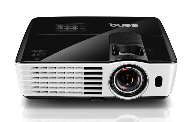 BENQ TH682ST (FULL HD / SHORT THORW) ความสว่าง(ANSI Lumens) 3,000