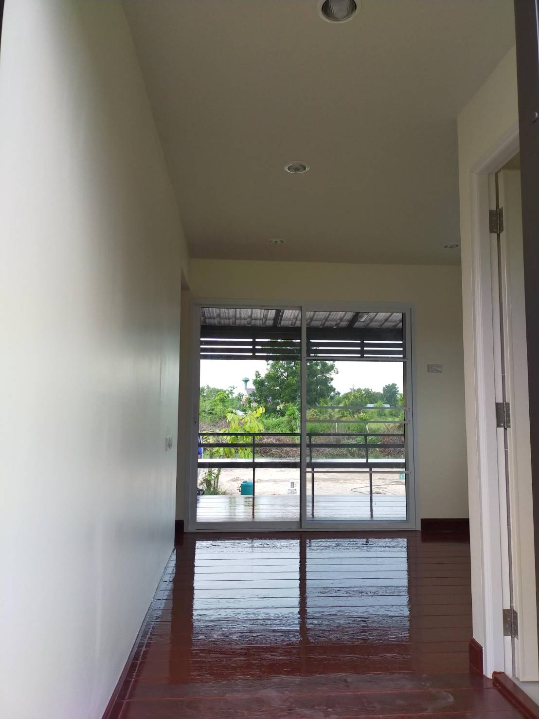 1นอน1นั่งเล่น บ้านน็อคดาวน์ ป.เจริญ