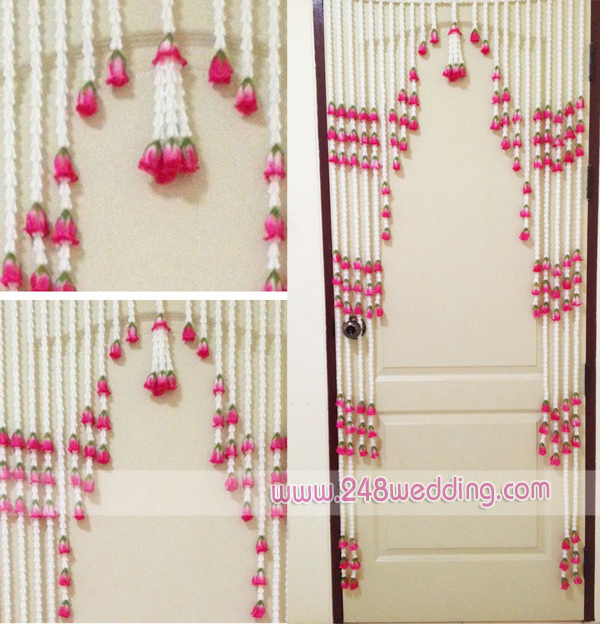 ม่านประตูดอกรัก แบบโค้ง