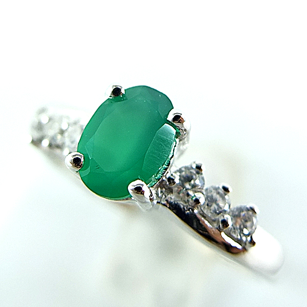 แหวนเงินแท้ราคาถูกชุบทองคำขาว พลอยแท้กรีนอะเกท 0.72 กะรัต เพชรCZ 0.18 กะรัต งานประณีตสวยงาม สั่งผลิตค่ะ