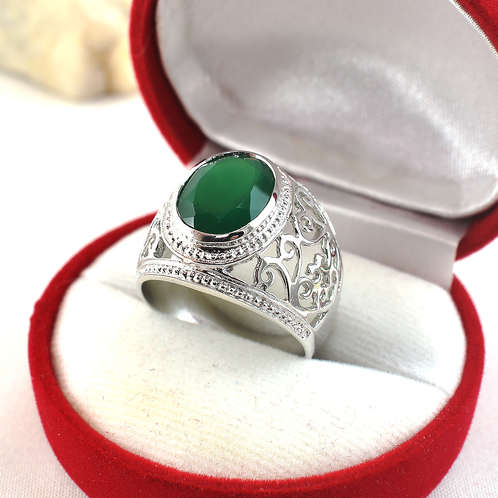 แหวนเงินแท้ราคาถูกชุบทองคำขาว พลอยแท้กรีนอะเกท 4.25 กะรัต งานประณีตสวยงาม สั่งผลิตค่ะ
