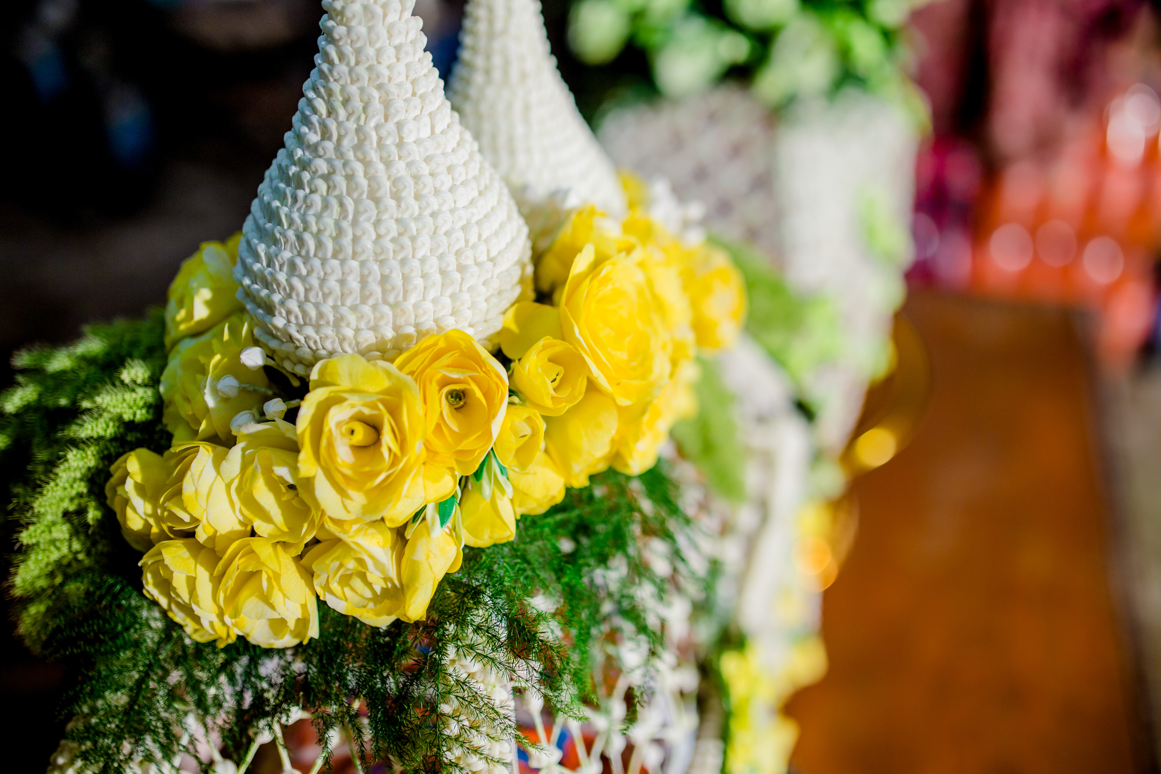 ที่คลุมผ้าไตรดอกไม้สด สีเหลือง (ส่งงานสวนวิชัย หนองแขม กทม 22เมษายน60)
