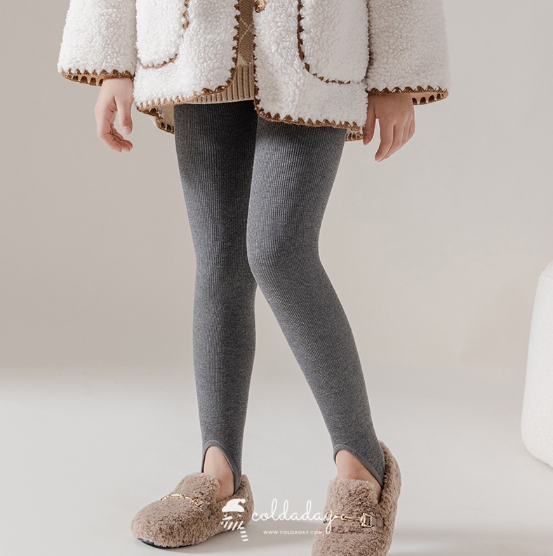 เลกกิ้งกันหนาวบุขนกันหนาวเด็ก รุ่นเหยียบส้น มี 4 สี