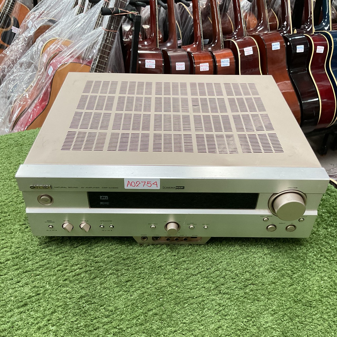 เครื่องขยายเสียง YAMAHA : DSP-AX620