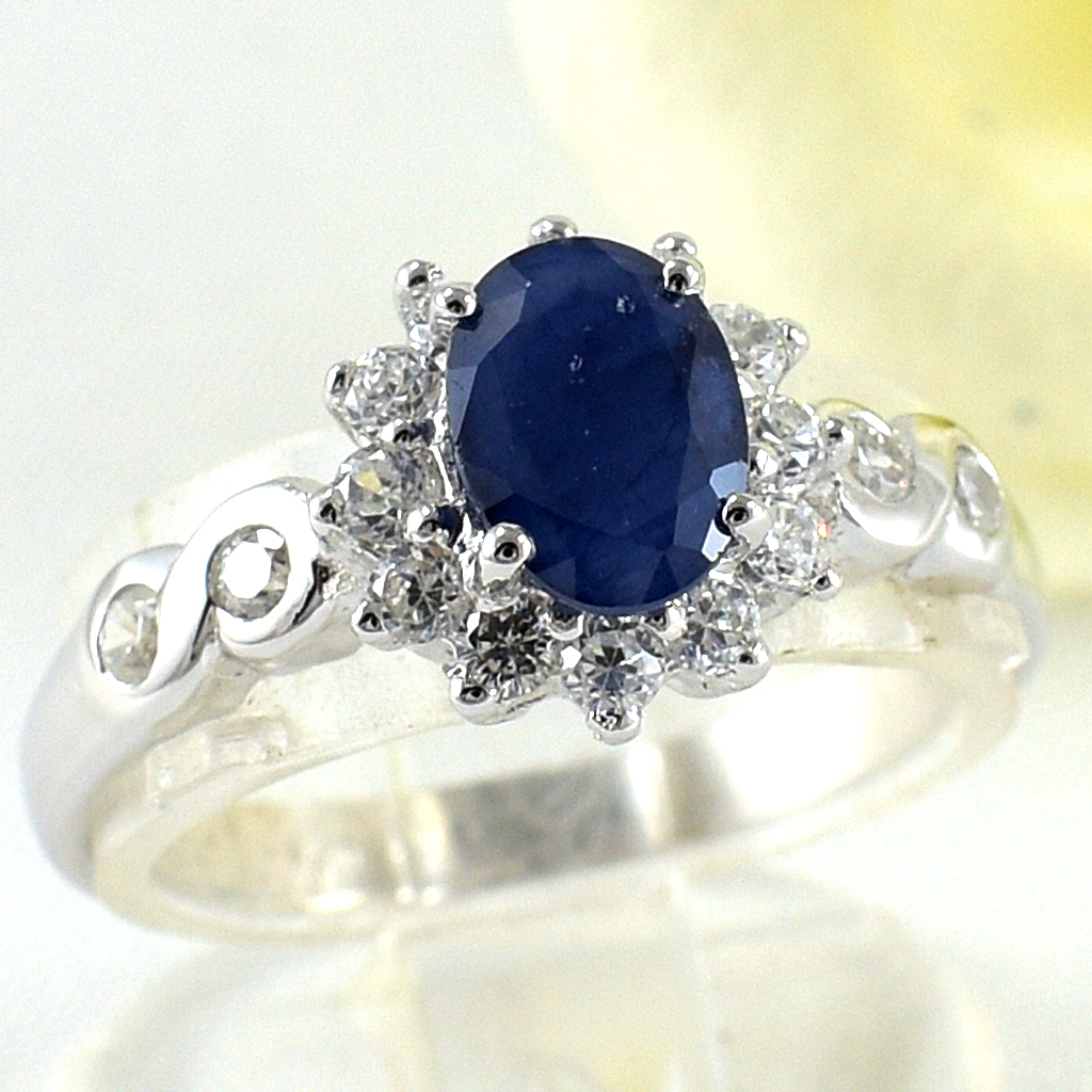 แหวนเงินแท้ราคาถูกชุบทองคำขาว ไพลินแท้ 0.95 กะรัต เพชรCZ 0.40 กะรัต งานประณีตสวยงาม สั่งผลิตค่ะ