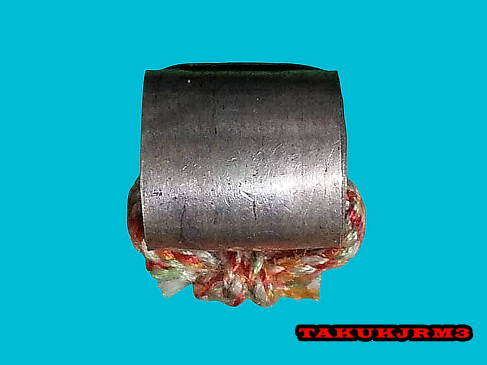 ตะกรุดลูกอม หลวงพ่อหยอด วัดแก้วเจริญ จ.สมุทรสงคราม (รุ่น3 โค๊ตเฑาะว์อุณาโลม)