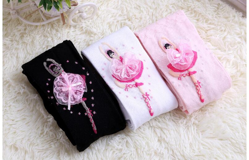 F - ถุงน่องเด็ก สีขาว ปักลายการตูน