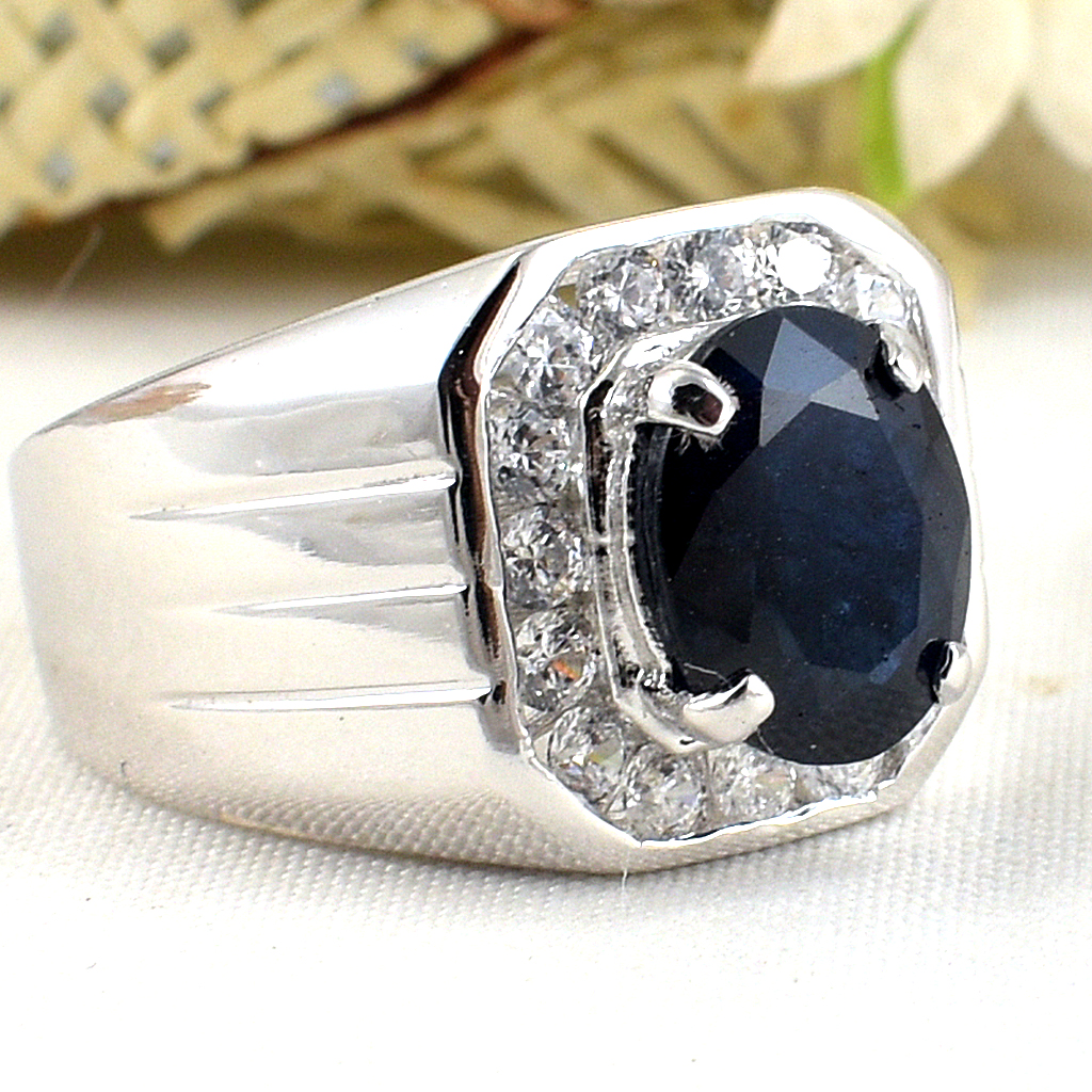 แหวนเงินแท้ราคาถูกชุบทองคำขาว ไพลินแท้ 3.08 กะรัต เพชรCZ 0.64 กะรัต งานประณีตสวยงาม สั่งผลิตค่ะ