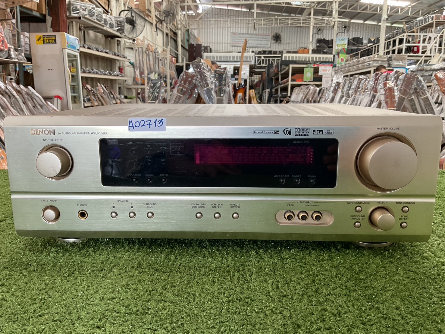 เครื่องขยายเสียง DENON : AVC-1580