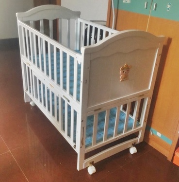 เตียงไม้สีขาวอเนกประสงค์ ปรับเป็นเปลไกว ปรับเป็นโต๊ะได้ TP21055 (WW1)