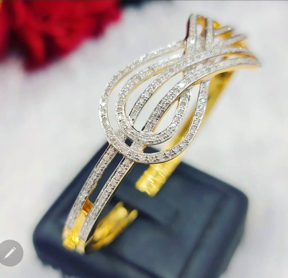 พร้อมส่งและสั่งผลิตกำไลทองเพชรแท้อินฟินิตี้ใส่แล้วเงินไม่ขาดมือ แต่งงาน หมั้น ใส่เที่ยว ออกงาน ทองคำ 9K เพชรแท้ 1.20 กะรัต 238 เม็ด ราคาถูกมาก ส่งฟรี