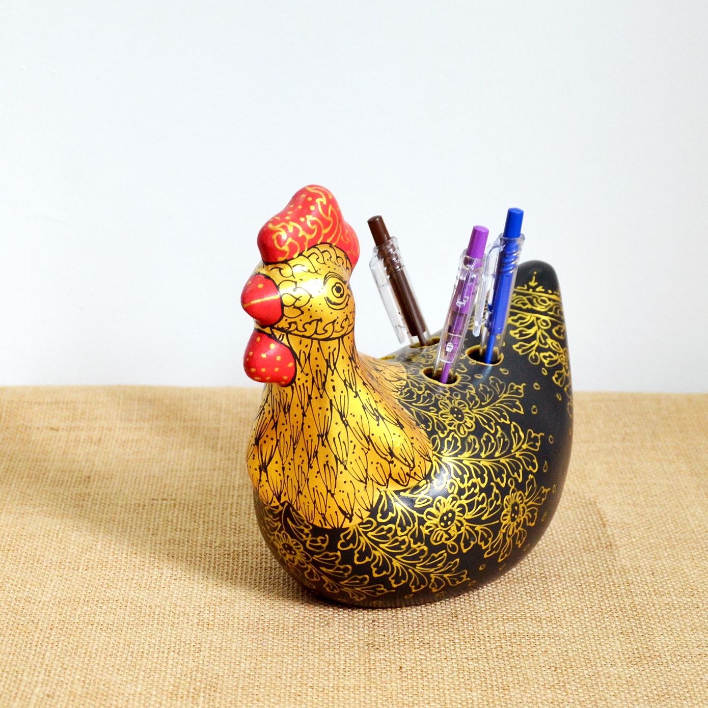 ไก่นำโชคเสียบปากกา