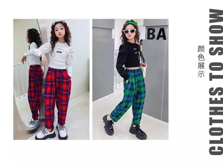 ชุดเต้น แดนซ์เสื้อแขนยาวสีขาว+กางเกงลายสก๊อต สีแดง