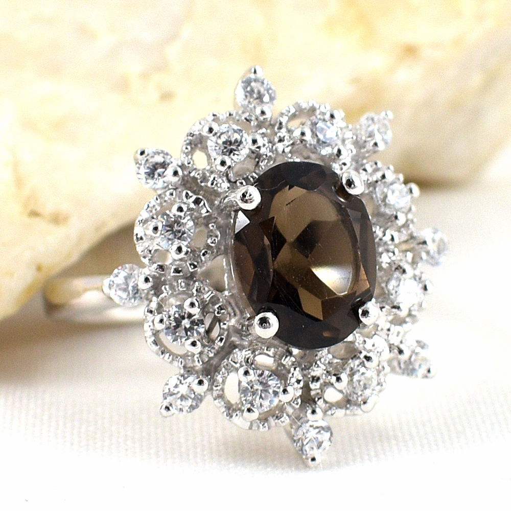 แหวนเงินแท้ราคาถูกชุบทองคำขาว พลอยแท้สโมกกี้ควอทซ์ 1.70 กะรัต เพชรCZ 0.48 กะรัต งานประณีตสวยงาม สั่งผลิตค่ะ